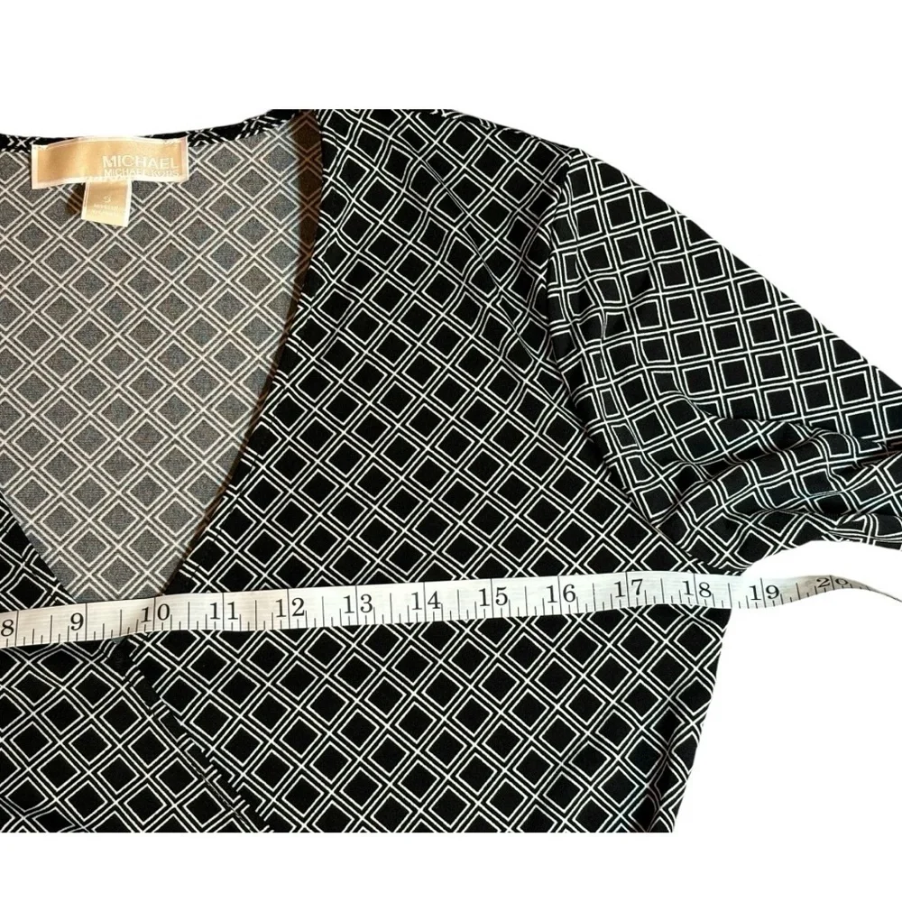 Michael Kors Faux Wrap V-Neck Woman’s Blouse Sz Small